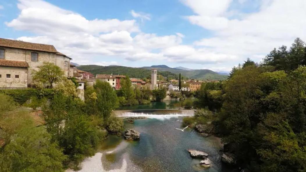 Вилла Casa Vacanze La Stele Castelmonte Экстерьер фото