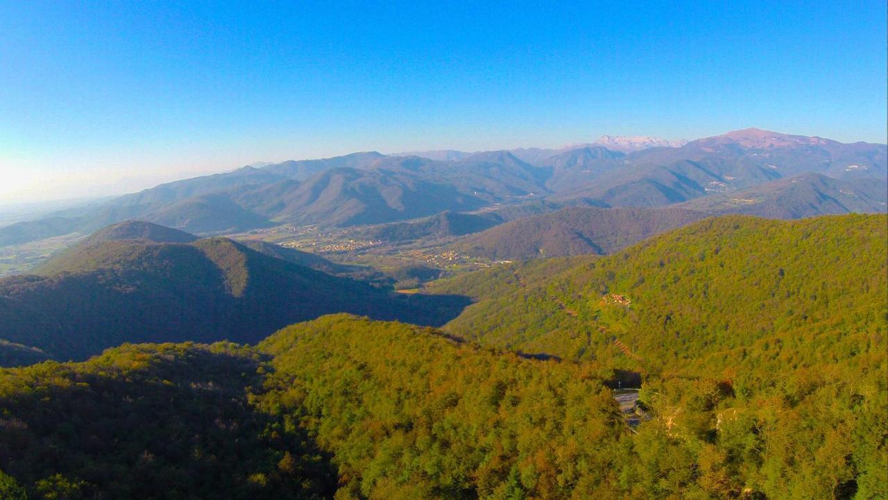 Вилла Casa Vacanze La Stele Castelmonte Экстерьер фото